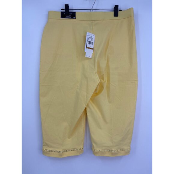 Alfred Dunner Slimming Stretch Pull On Capri Crop Pant Yellow 16W NEW - Picture 3 of 5